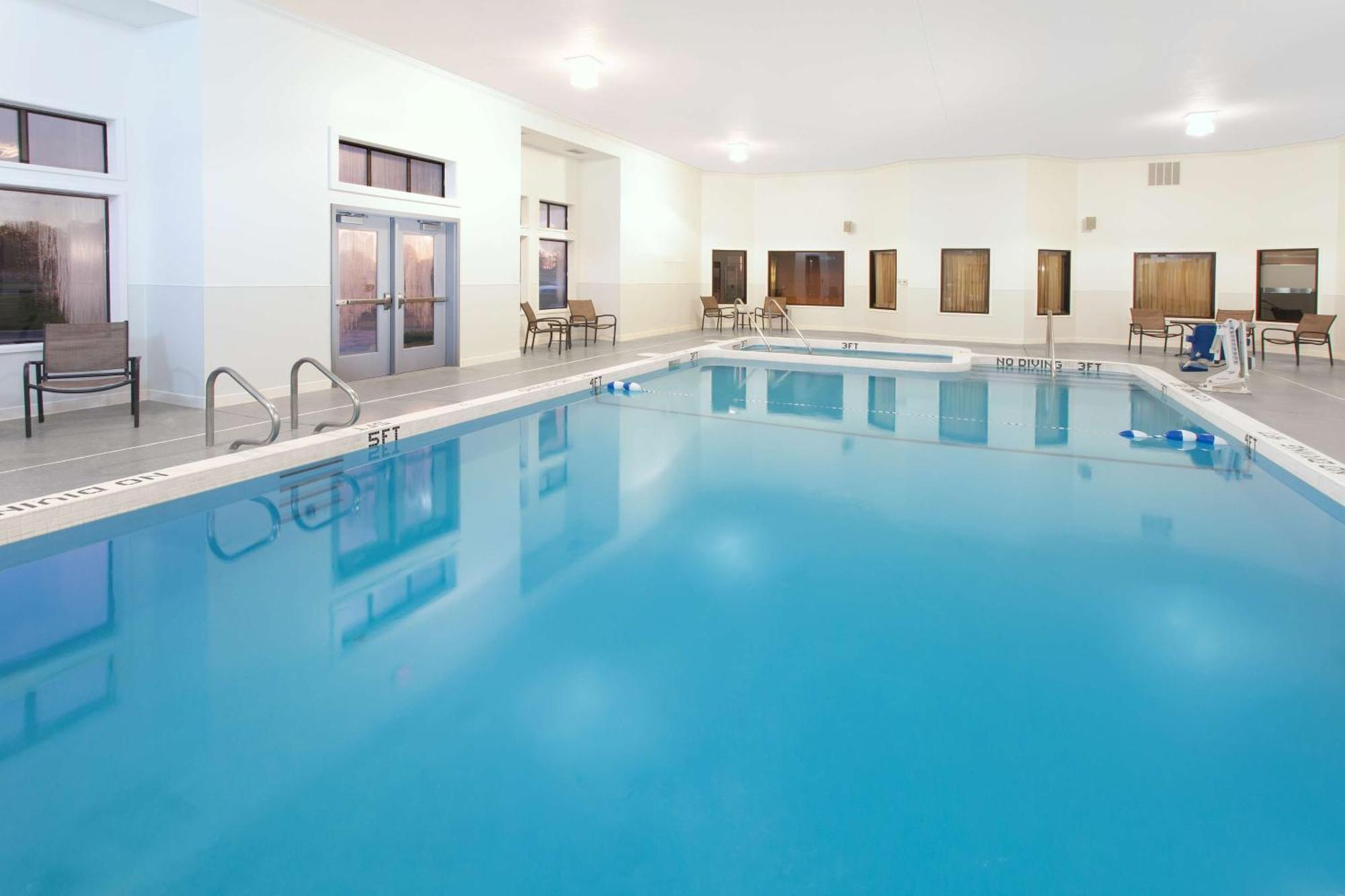 Hampton Inn Birch Run Kültér fotó