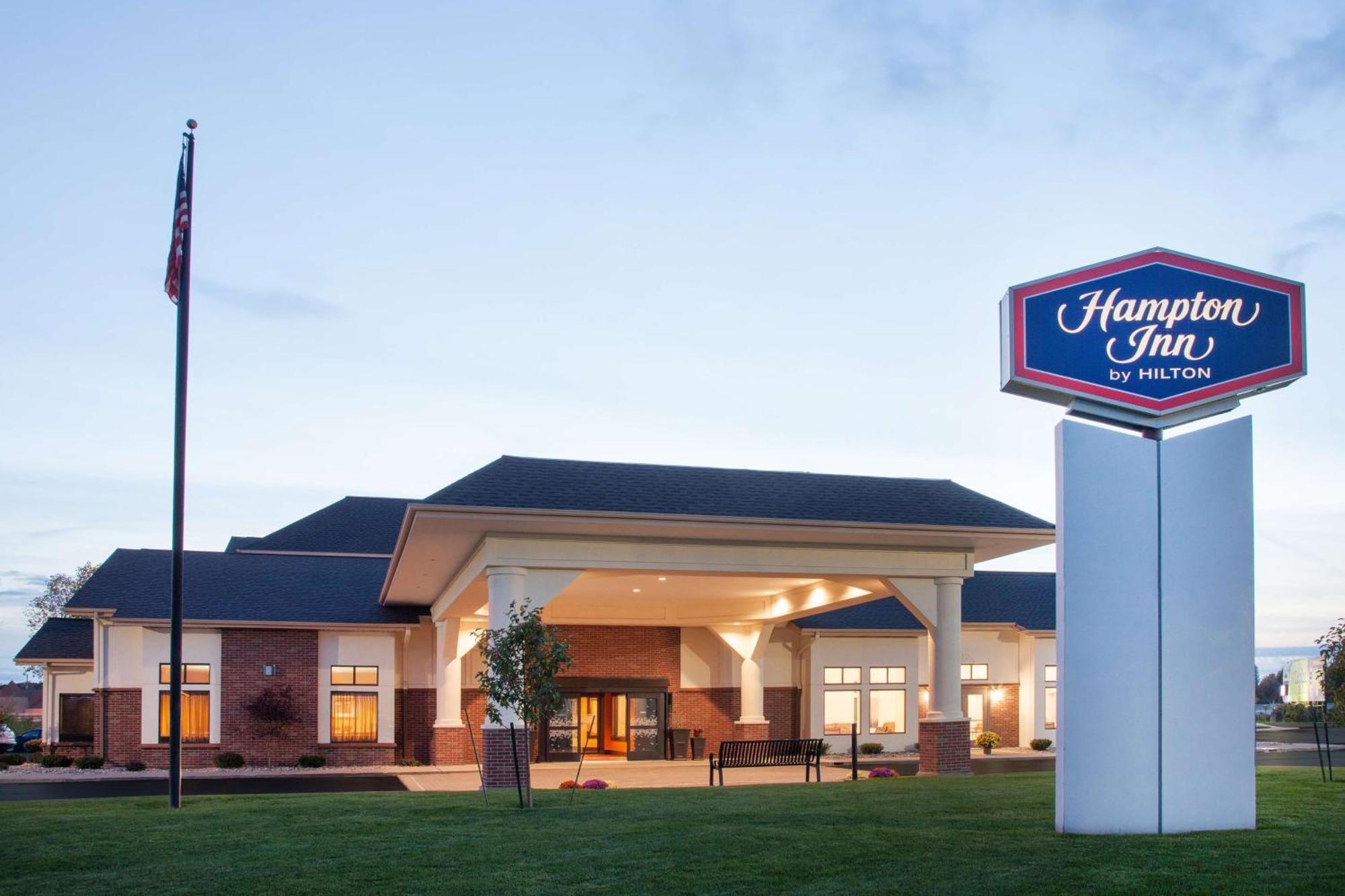 Hampton Inn Birch Run Kültér fotó