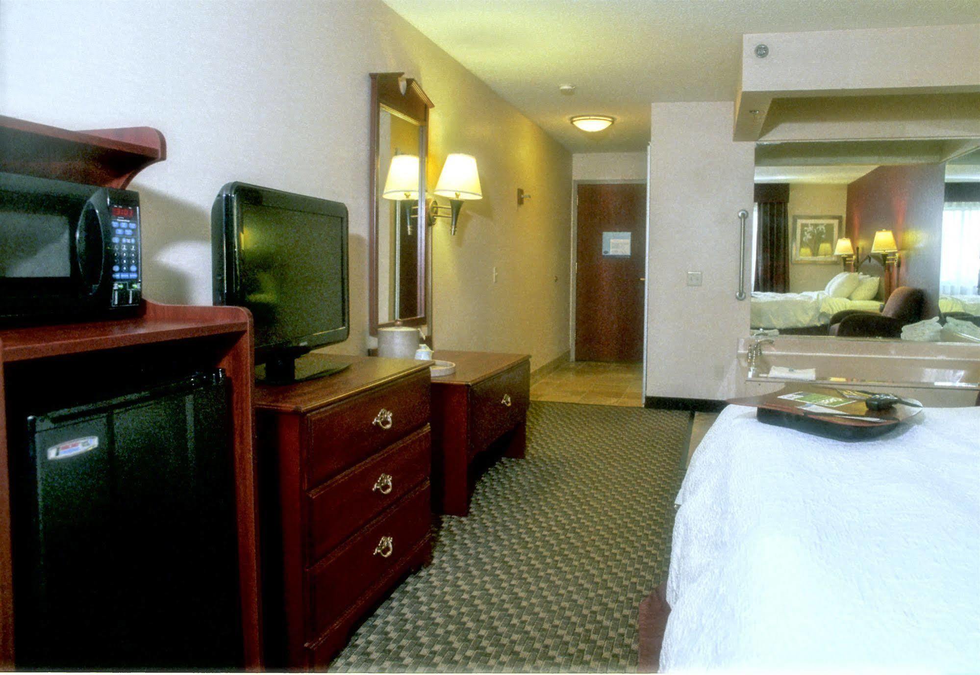 Hampton Inn Birch Run Kültér fotó